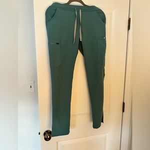 Figs yola skinny scrub bottoms